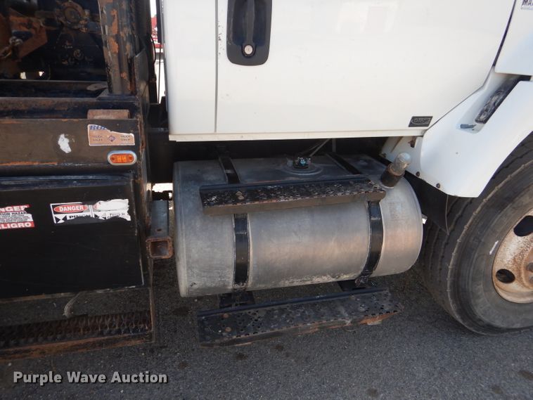 image for item DJ8783 2013 International WorkStar 7300  winch truck