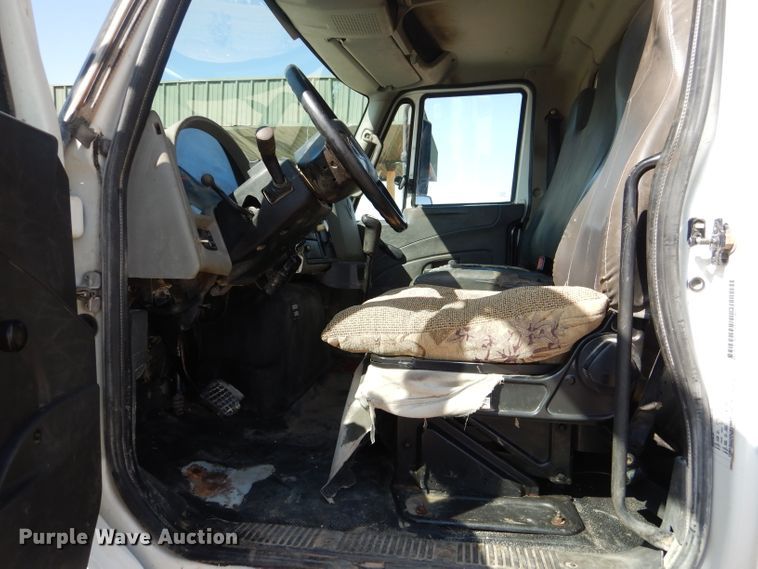 image for item DJ8783 2013 International WorkStar 7300  winch truck