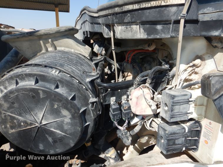 image for item DJ8783 2013 International WorkStar 7300  winch truck