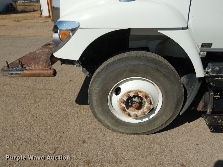 image for item DJ8783 2013 International WorkStar 7300  winch truck