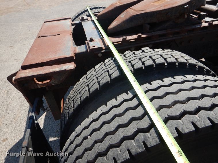 image for item DJ8783 2013 International WorkStar 7300  winch truck