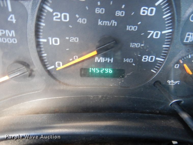 image for item DY9524 2006 Chevrolet C7500  bucket truck