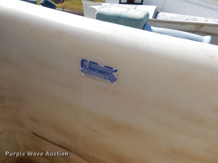 image for item DY9524 2006 Chevrolet C7500  bucket truck