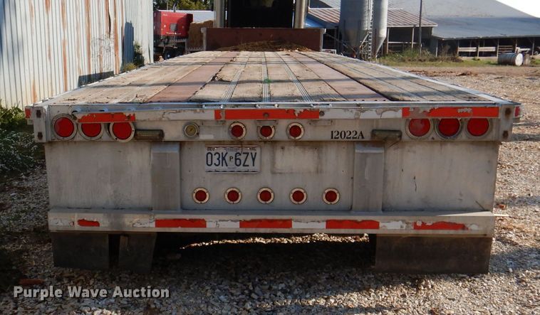 image for item DY9544 2008 Reinke drop deck trailer