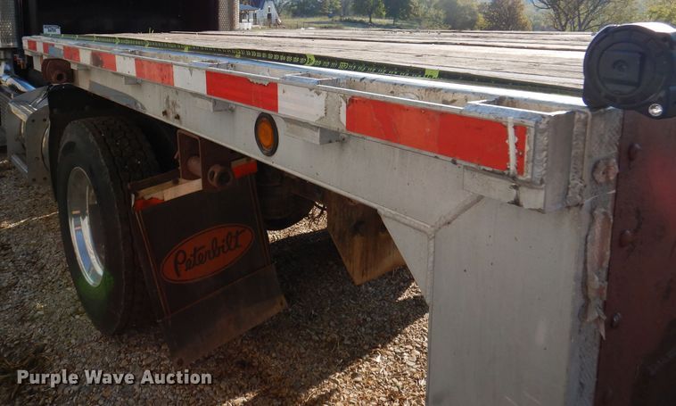 image for item DY9544 2008 Reinke drop deck trailer