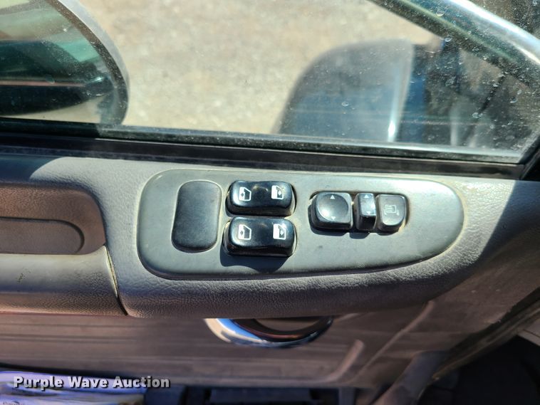 image for item DY9963 2009 Peterbilt 384  semi truck