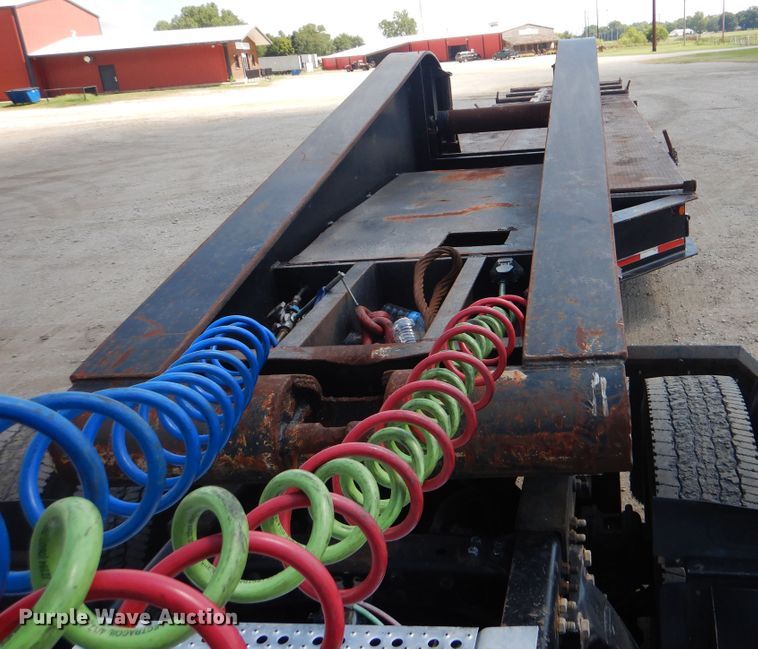 image for item GM9091 1981 Load Star oilfield trailer