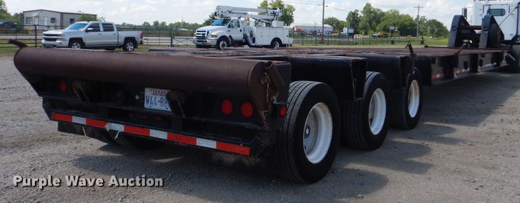 image for item GM9091 1981 Load Star oilfield trailer