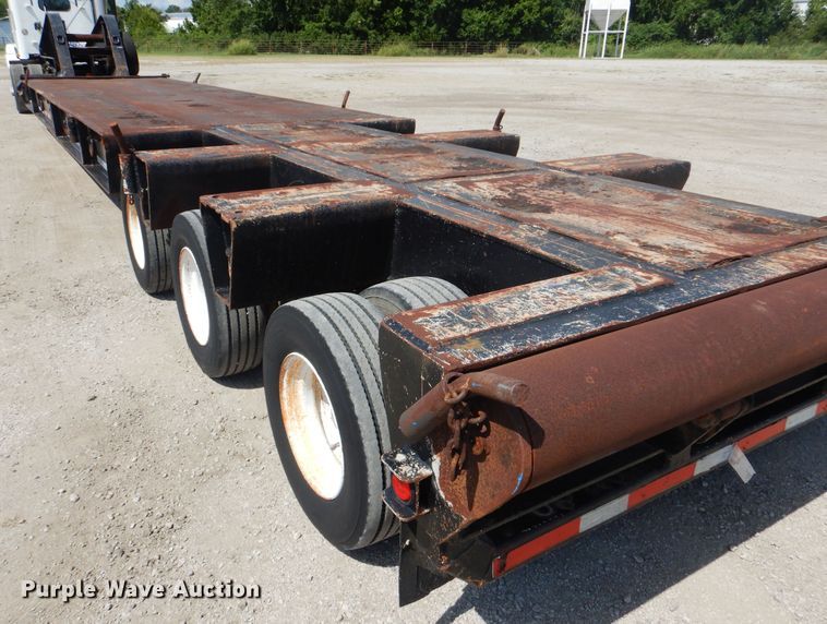 image for item GM9091 1981 Load Star oilfield trailer