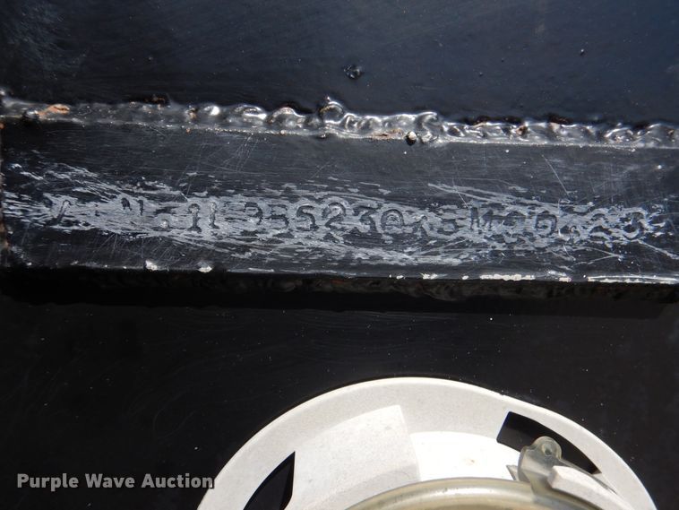 image for item GM9091 1981 Load Star oilfield trailer