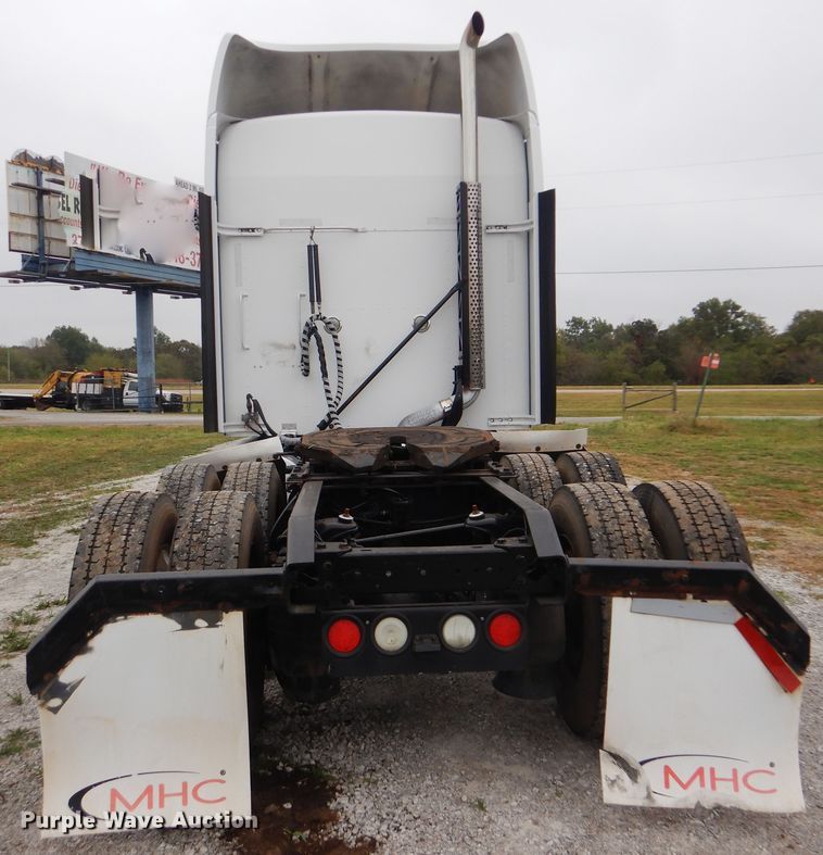 image for item GM9206 2012 Kenworth T660  semi truck