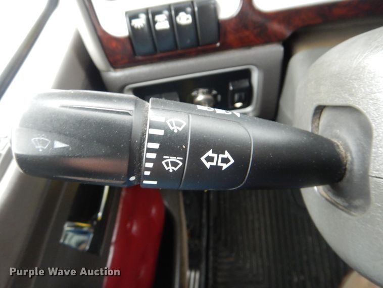 image for item GM9206 2012 Kenworth T660  semi truck