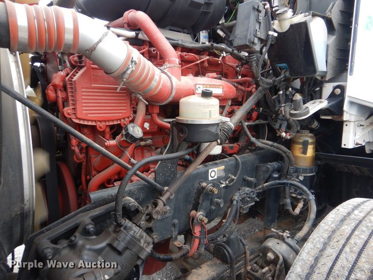 image for item GM9206 2012 Kenworth T660  semi truck