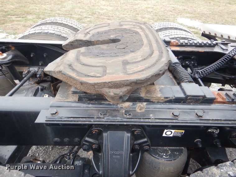 image for item GM9206 2012 Kenworth T660  semi truck