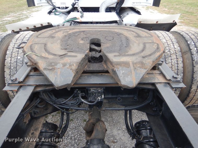 image for item GM9206 2012 Kenworth T660  semi truck