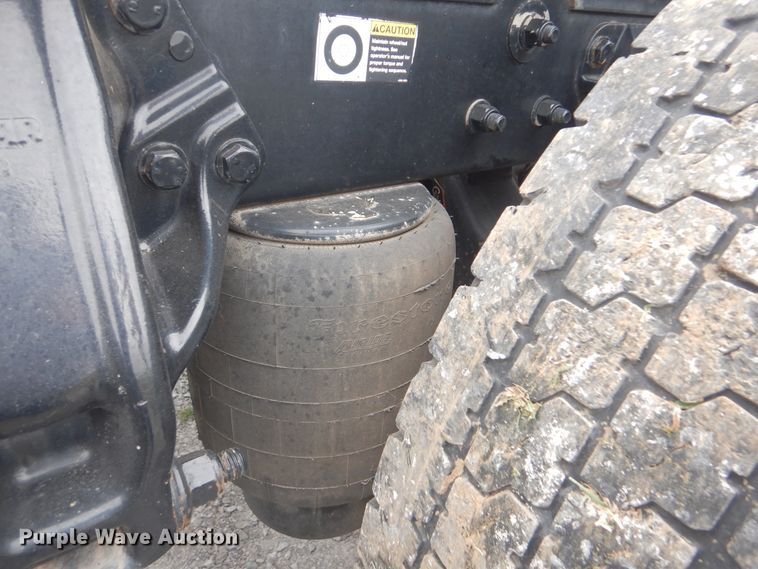 image for item GM9206 2012 Kenworth T660  semi truck