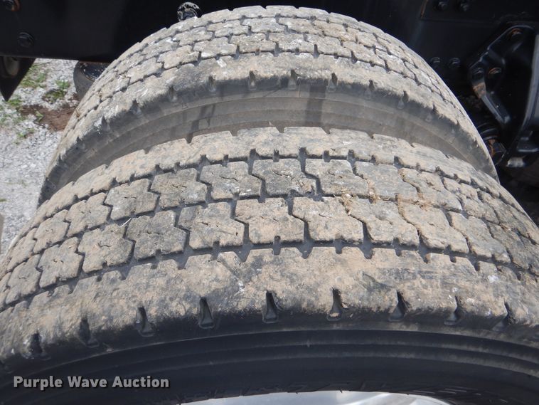 image for item GM9206 2012 Kenworth T660  semi truck