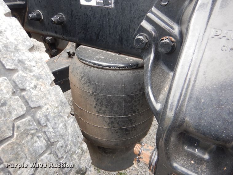 image for item GM9206 2012 Kenworth T660  semi truck