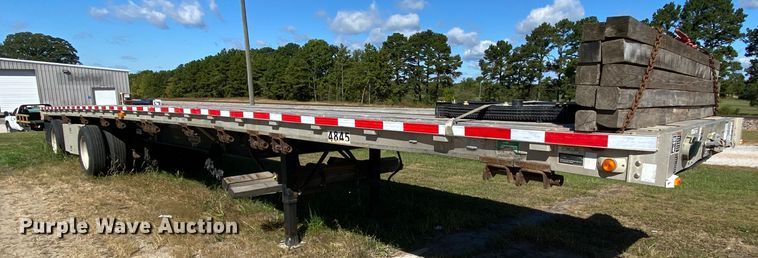 image for item HE9814 2003 Wilson C-900 Road Brute flatbed trailer