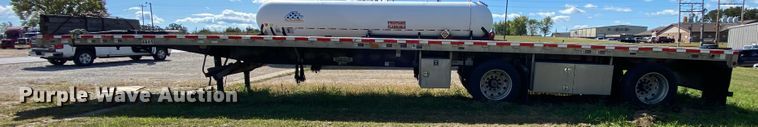 image for item HE9814 2003 Wilson C-900 Road Brute flatbed trailer