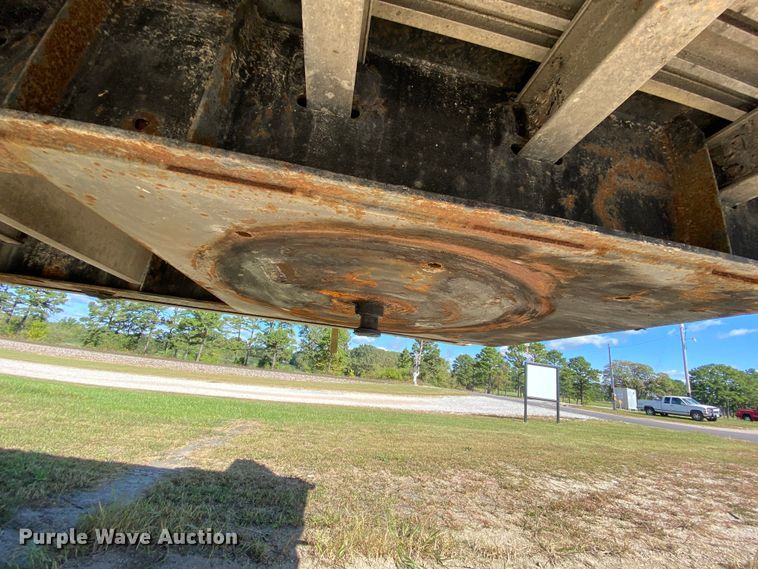 image for item HE9814 2003 Wilson C-900 Road Brute flatbed trailer