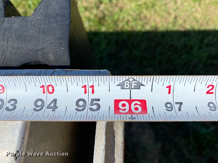 image for item HE9814 2003 Wilson C-900 Road Brute flatbed trailer