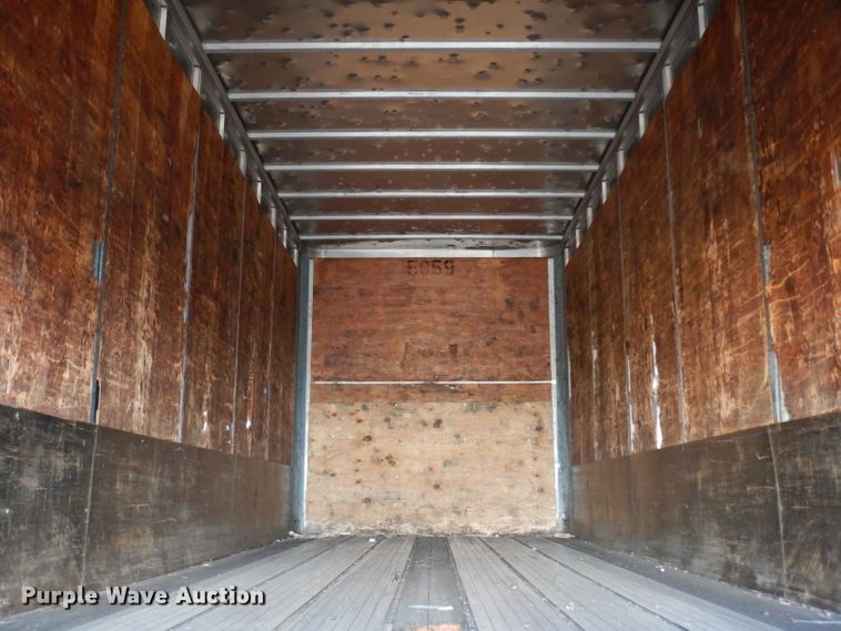 image for item HN9318 1986 Fruehauf dry van trailer