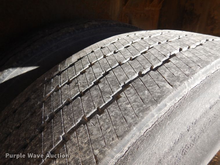 image for item HN9320 1991  delivery trailer