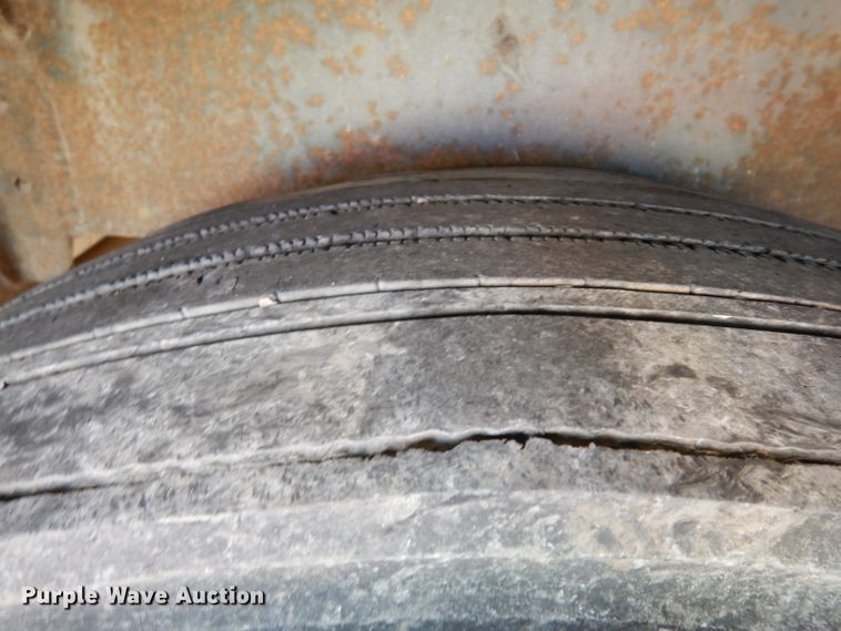 image for item HN9320 1991  delivery trailer