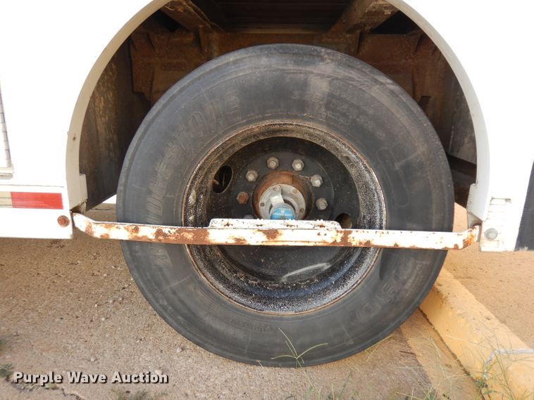 image for item HN9320 1991  delivery trailer