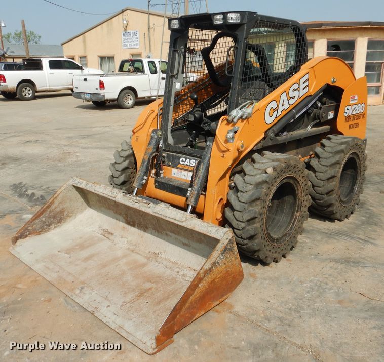 image for item HO9923 Case SV280  skid steer loader