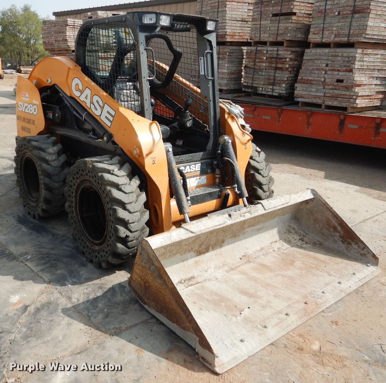 image for item HO9923 Case SV280  skid steer loader