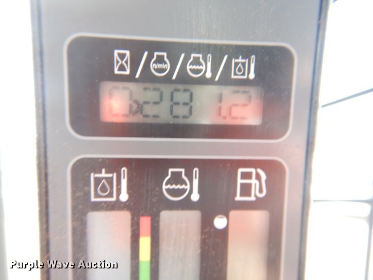 image for item HO9923 Case SV280  skid steer loader