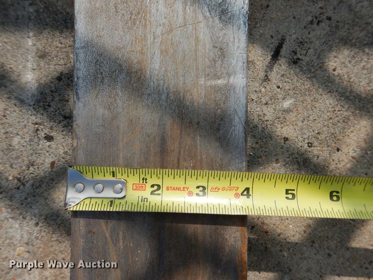 image for item HO9923 Case SV280  skid steer loader