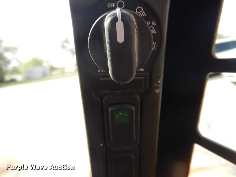 image for item HO9924 Case 430 Series 3  skid steer loader