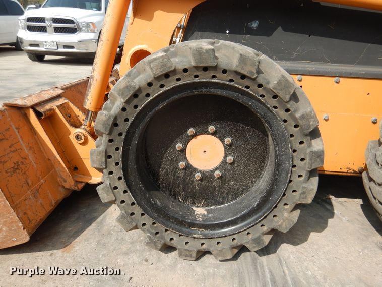 image for item HO9924 Case 430 Series 3  skid steer loader