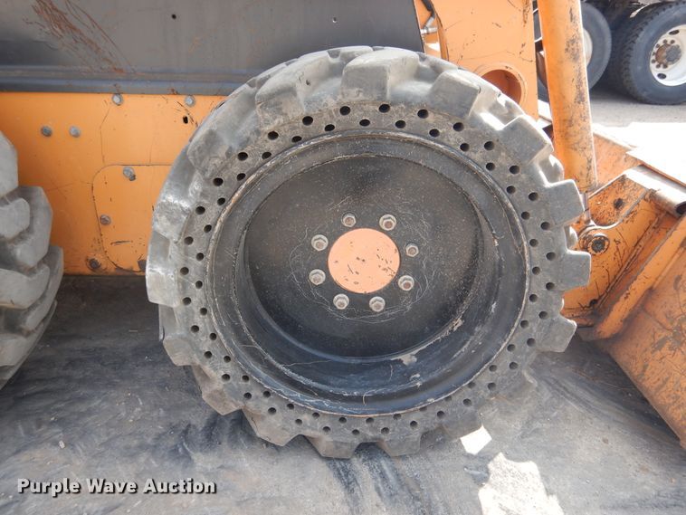 image for item HO9924 Case 430 Series 3  skid steer loader