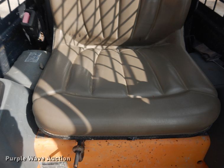 image for item HO9925 2000 Case 95XT  skid steer loader