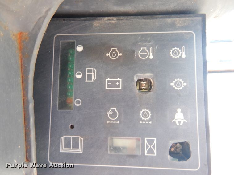 image for item HO9925 2000 Case 95XT  skid steer loader