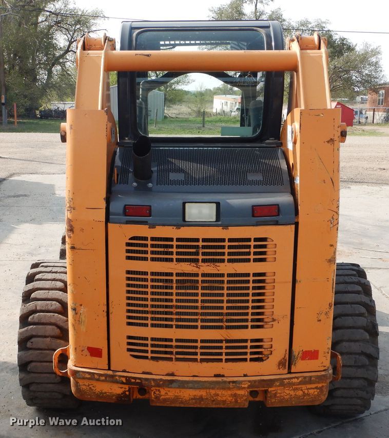 image for item HO9926 2010 Case 435 Series 3  skid steer loader