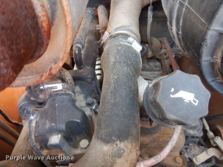 image for item HO9926 2010 Case 435 Series 3  skid steer loader