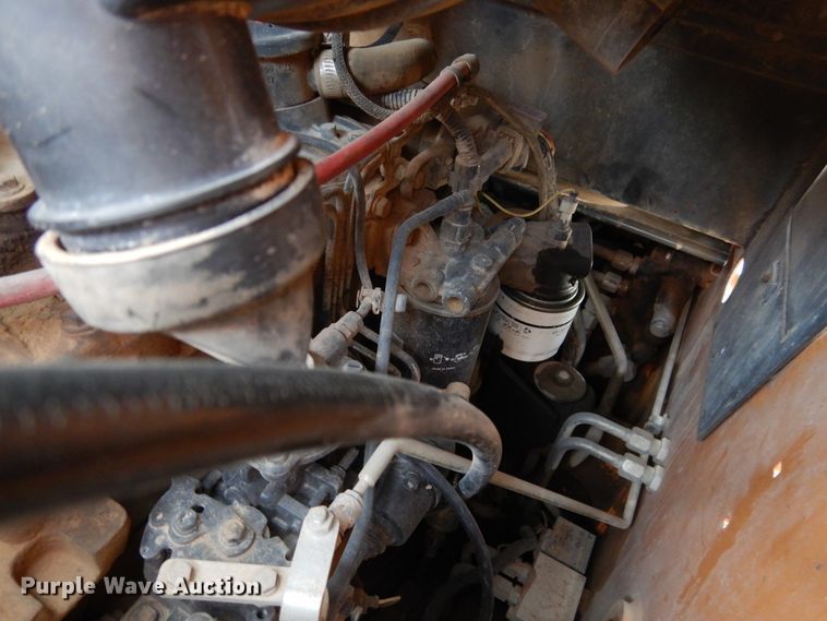 image for item HO9926 2010 Case 435 Series 3  skid steer loader