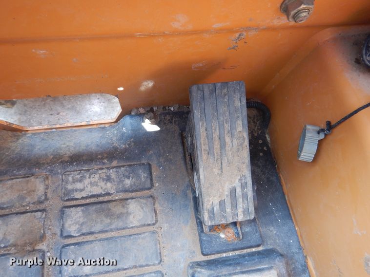 image for item HO9927 Case SR240  skid steer loader