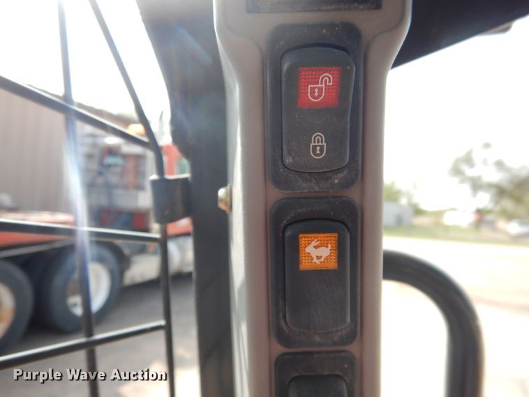 image for item HO9927 Case SR240  skid steer loader