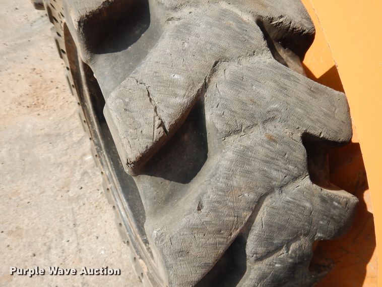image for item HO9927 Case SR240  skid steer loader