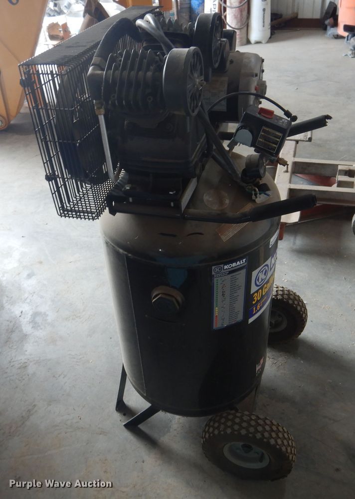 image for item HO9935 Kobalt 221495  air compressor