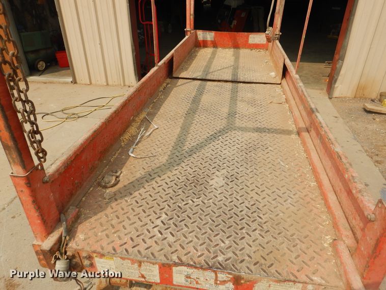 image for item HO9937 1999 Skyjack SJIII 3220  scissor lift