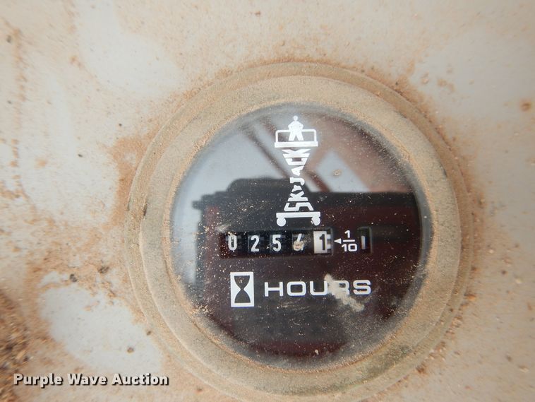 image for item HO9937 1999 Skyjack SJIII 3220  scissor lift