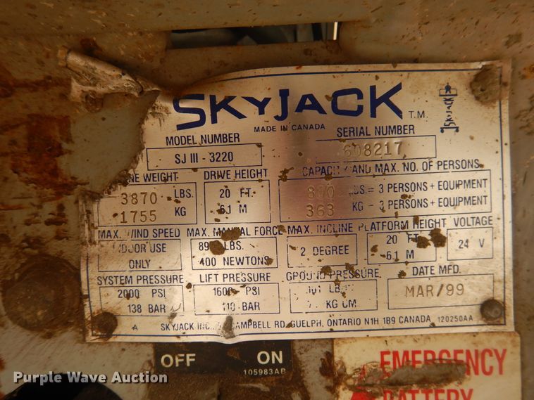 image for item HO9937 1999 Skyjack SJIII 3220  scissor lift