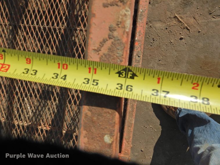 image for item HO9943 1999 JLG 600S  boom lift